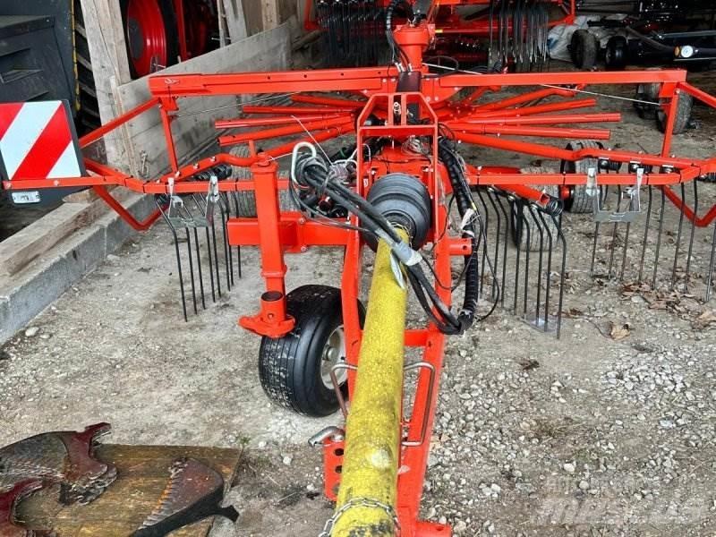 Kuhn GA 9032 堆草機