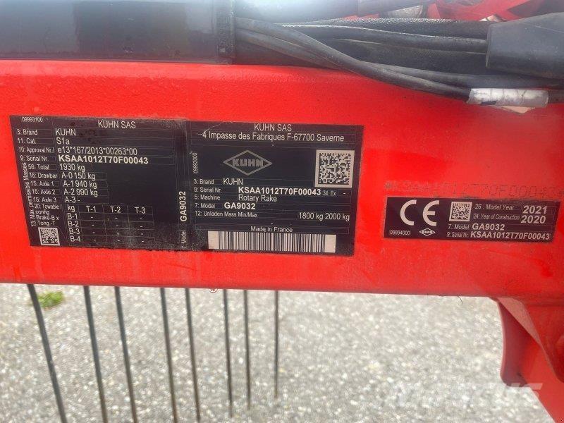 Kuhn GA 9032 堆草機