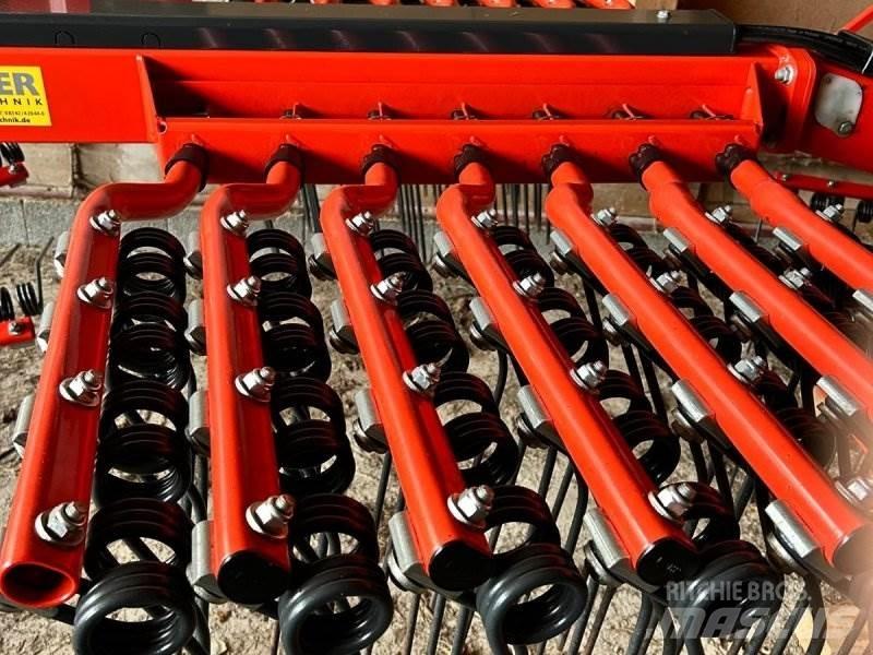 Kuhn GA 9032 堆草機