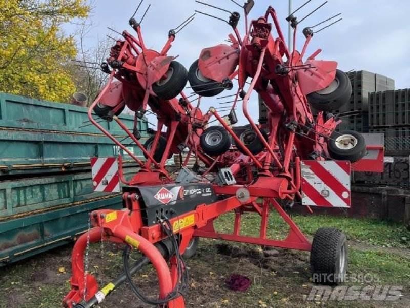 Kuhn GF 10802 耙與翻草機