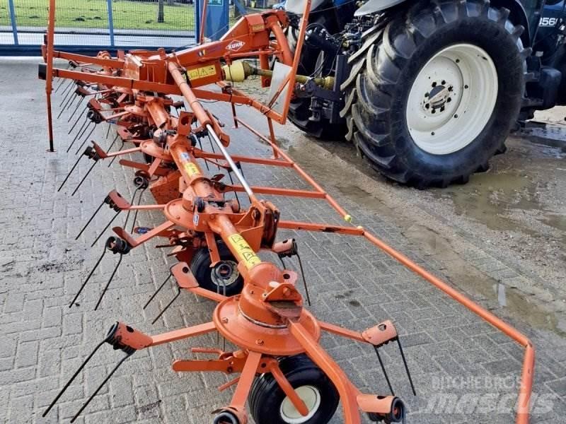 Kuhn GF 8501 耙與翻草機