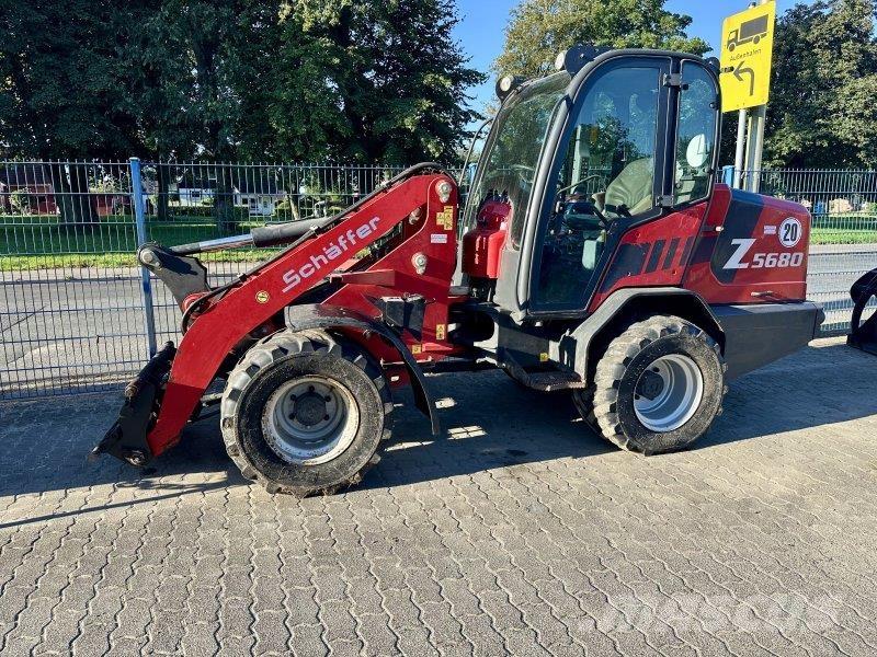 Schäffer 5680Z 輪胎式裝載機