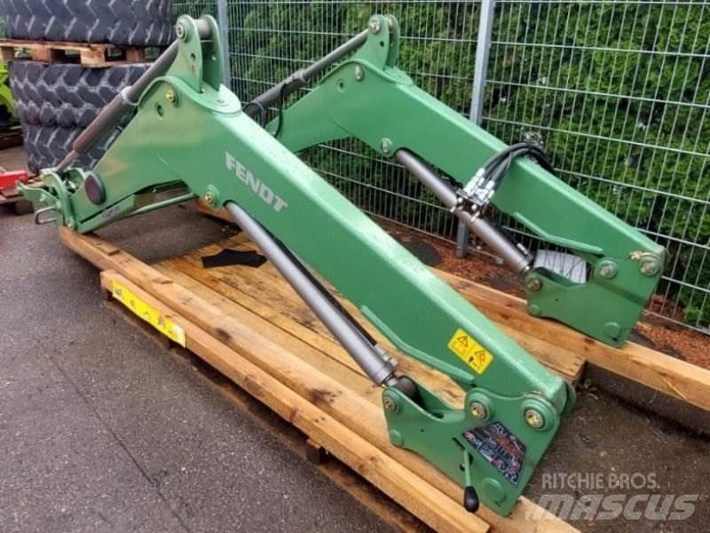 Stoll FZ 30 前端裝載機和挖掘機