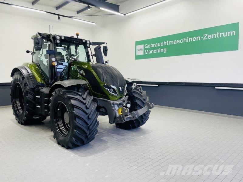 Valtra T215D 曳引機