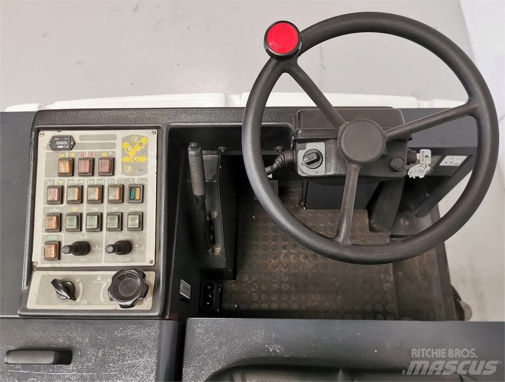 Fimap MAGNA 1300 室內掃倉機
