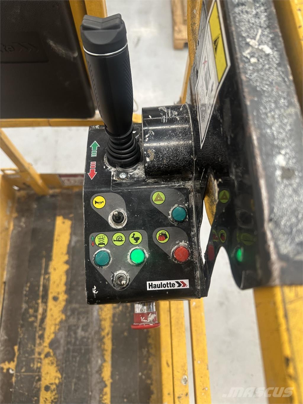 Haulotte COMPACT 10N 其他物料運輸工具