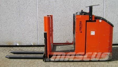Linde V 10 L02/1200 中端式裝載機