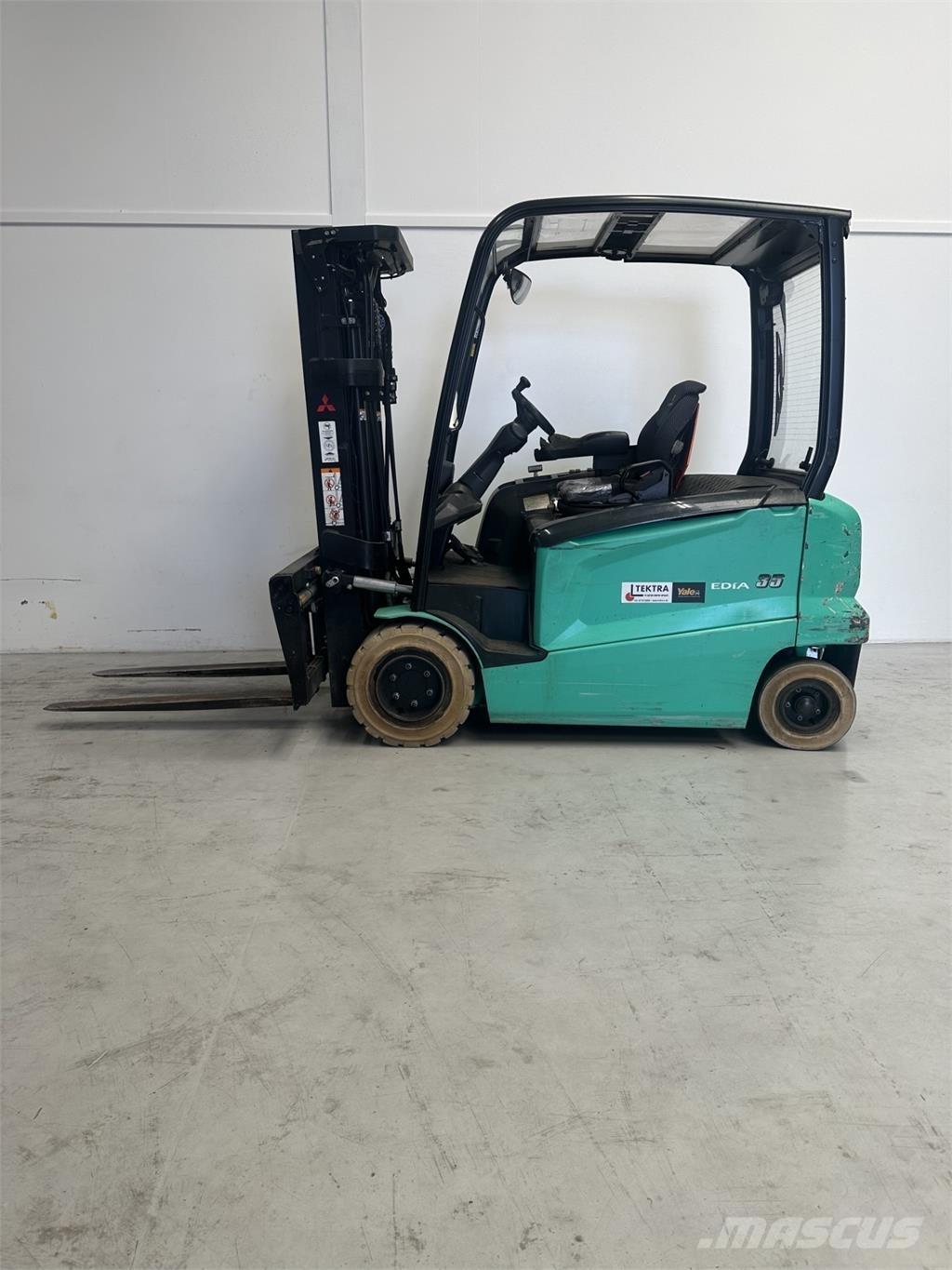 Mitsubishi FB35N 電動堆高機