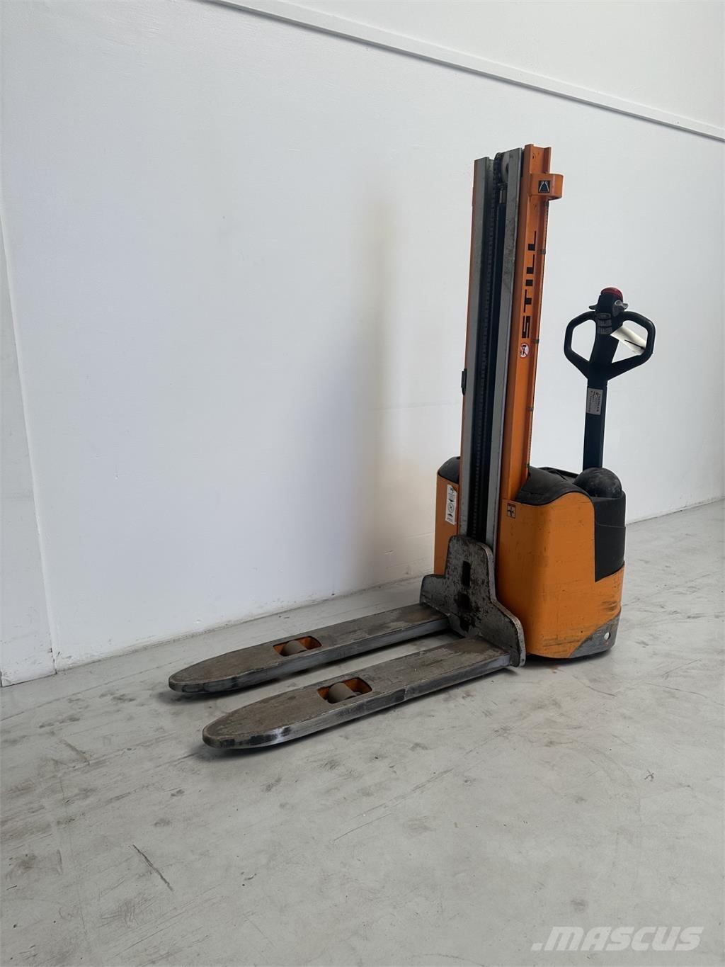 Still EGV 10 行走控制式堆積機
