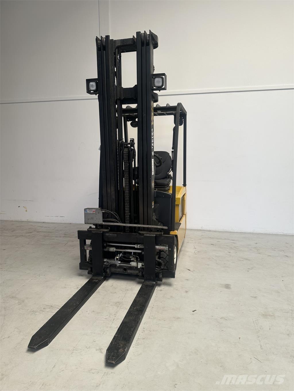 Yale ERP16ATF AC (SWB) 電動堆高機