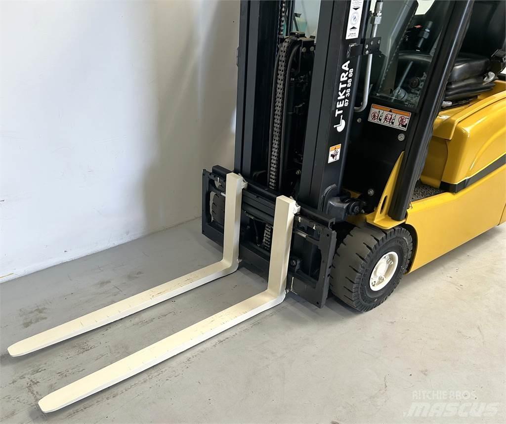 Yale ERP16VT (SWB) 電動堆高機