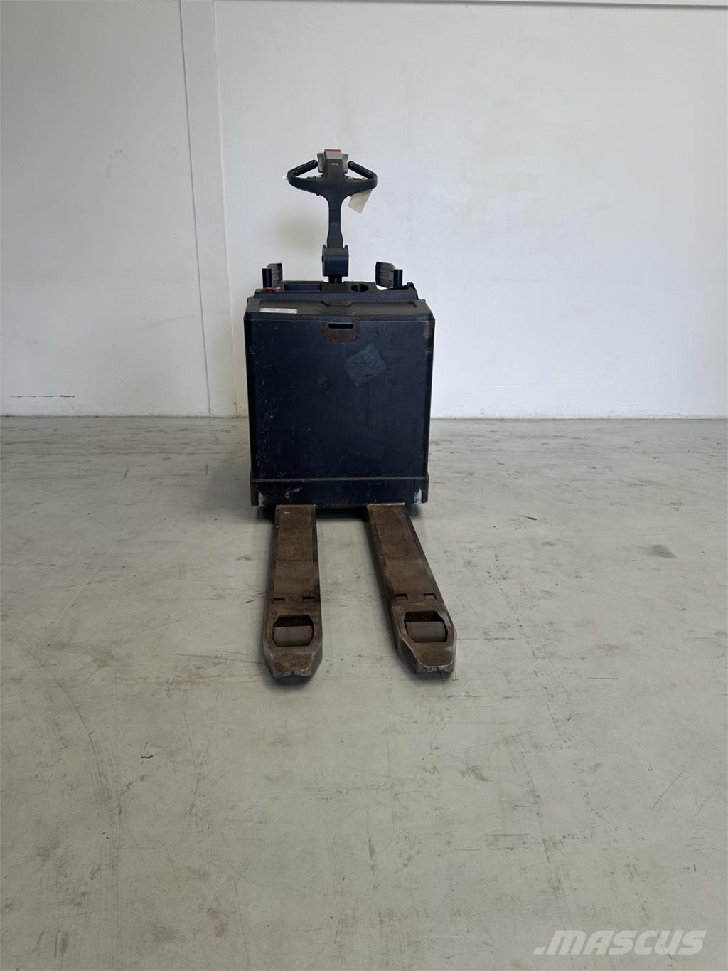 Yale MP20X FBW - 400 AH 平台型低架升降機