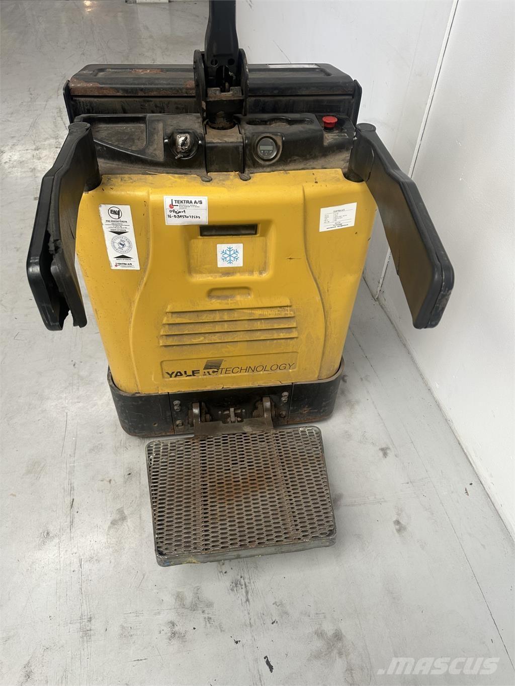 Yale MP20X FBW - 400 AH 平台型低架升降機