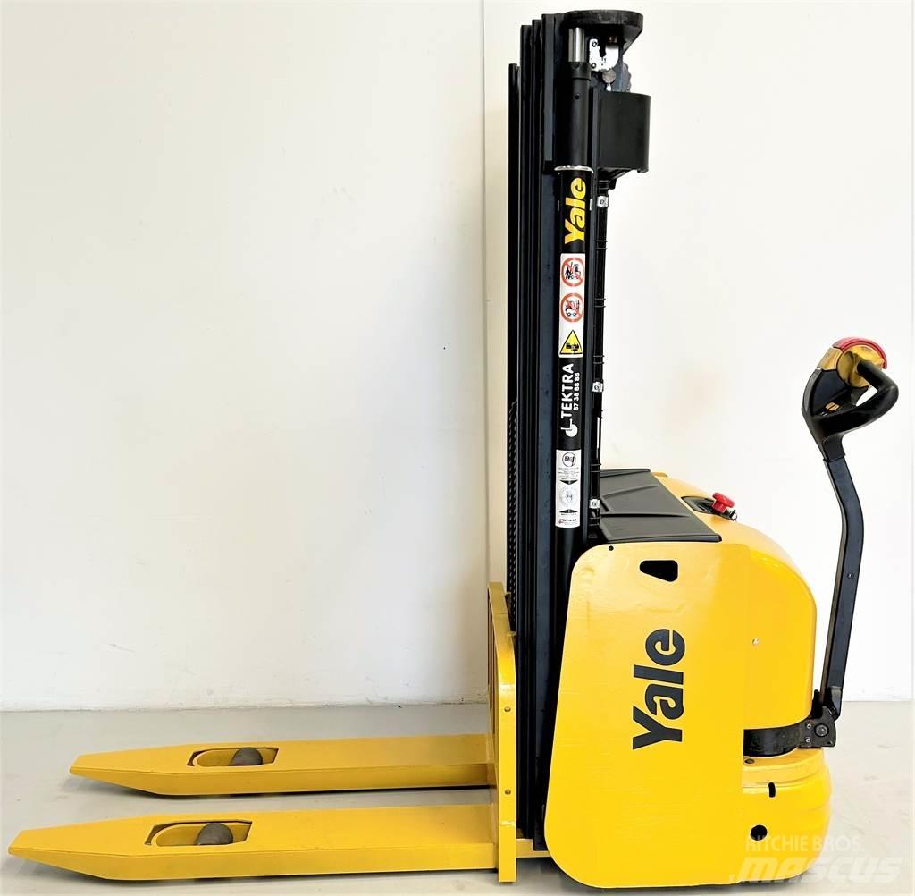 Yale MS12 行走控制式堆積機