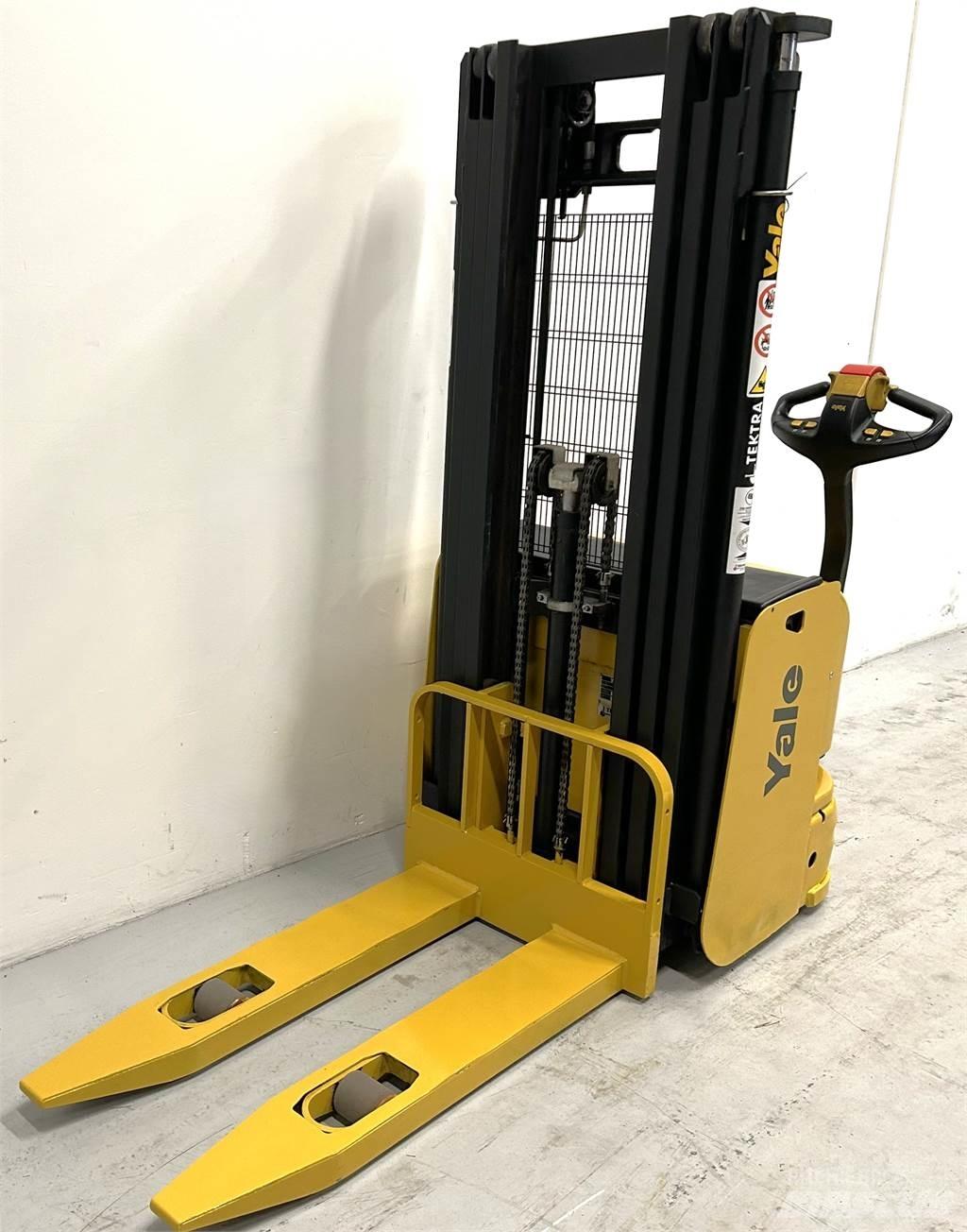 Yale MS12 行走控制式堆積機
