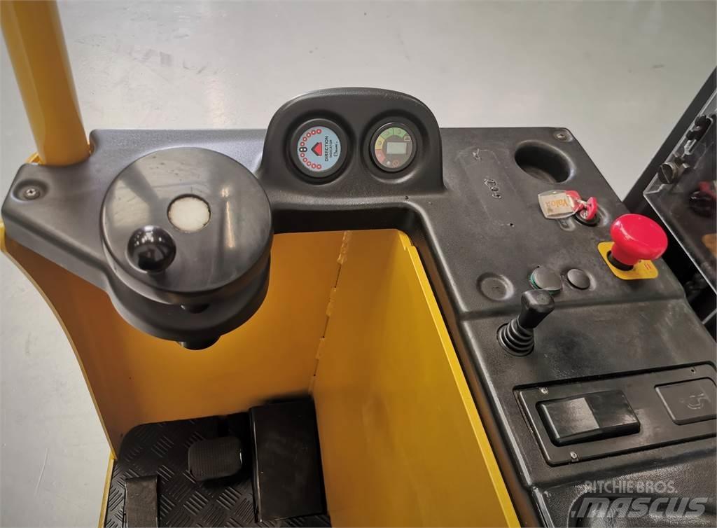 Yale MS15S 自走式堆積機