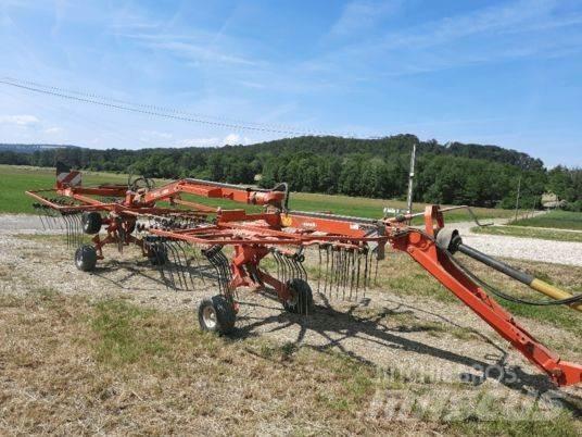 Kuhn GA 6632 堆草機