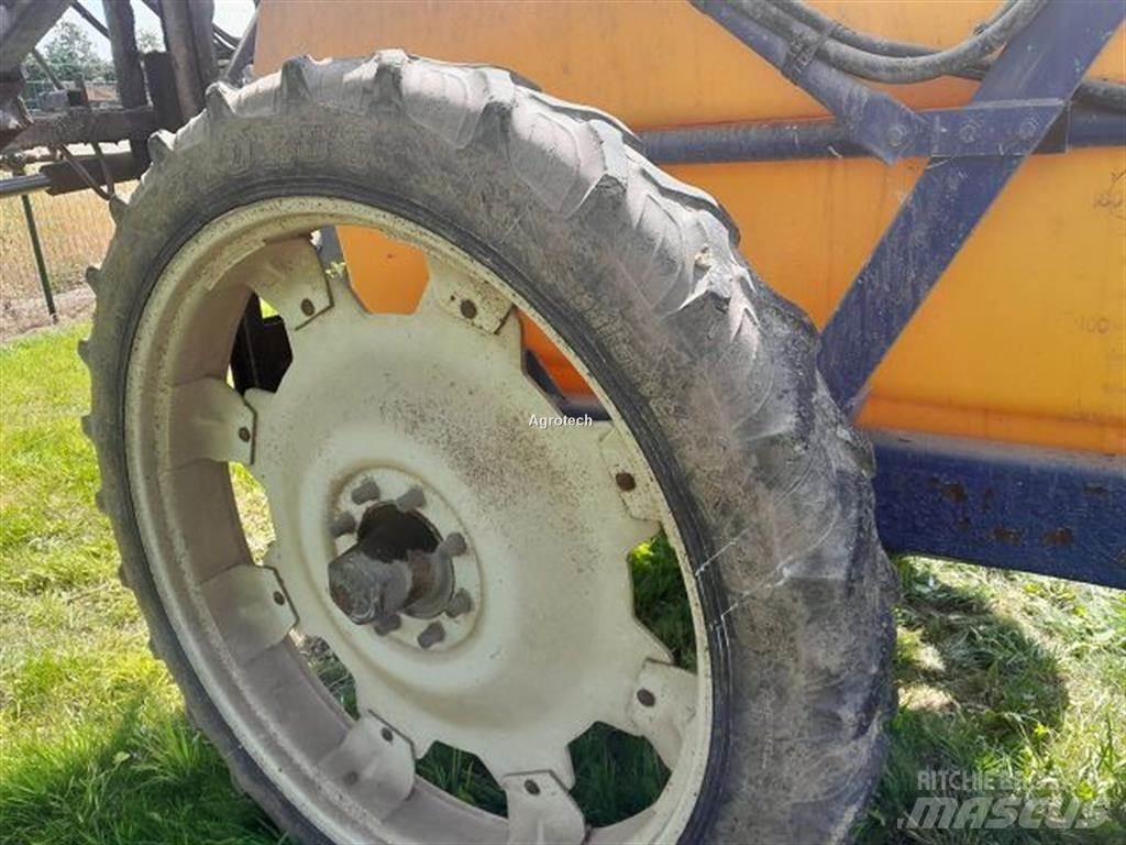 Caruelle CARUELLE 牽引式噴霧機