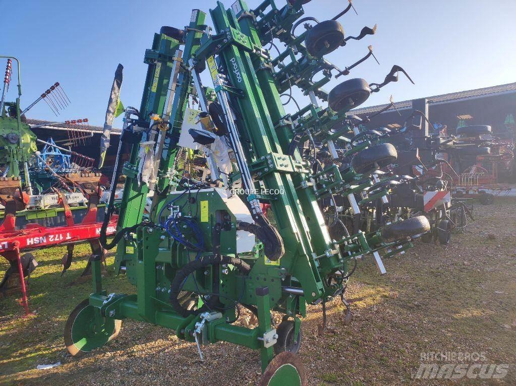 Garford ROBOCROP 行栽作物中耕機
