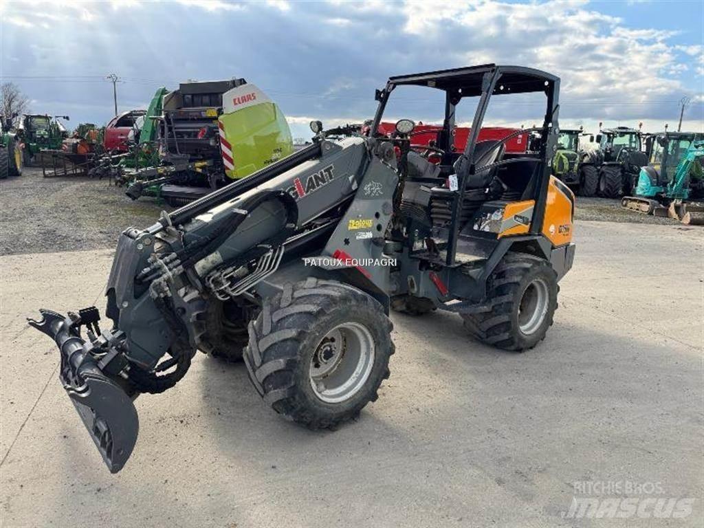 GiANT G3500 小型裝載機