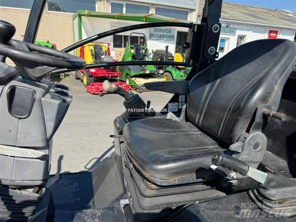 GiANT G3500 小型裝載機