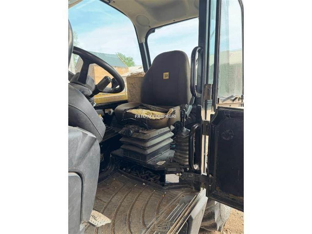 JCB 531-70 農業用伸縮臂裝載機