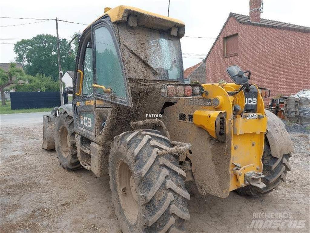 JCB 532-60 農業用伸縮臂裝載機