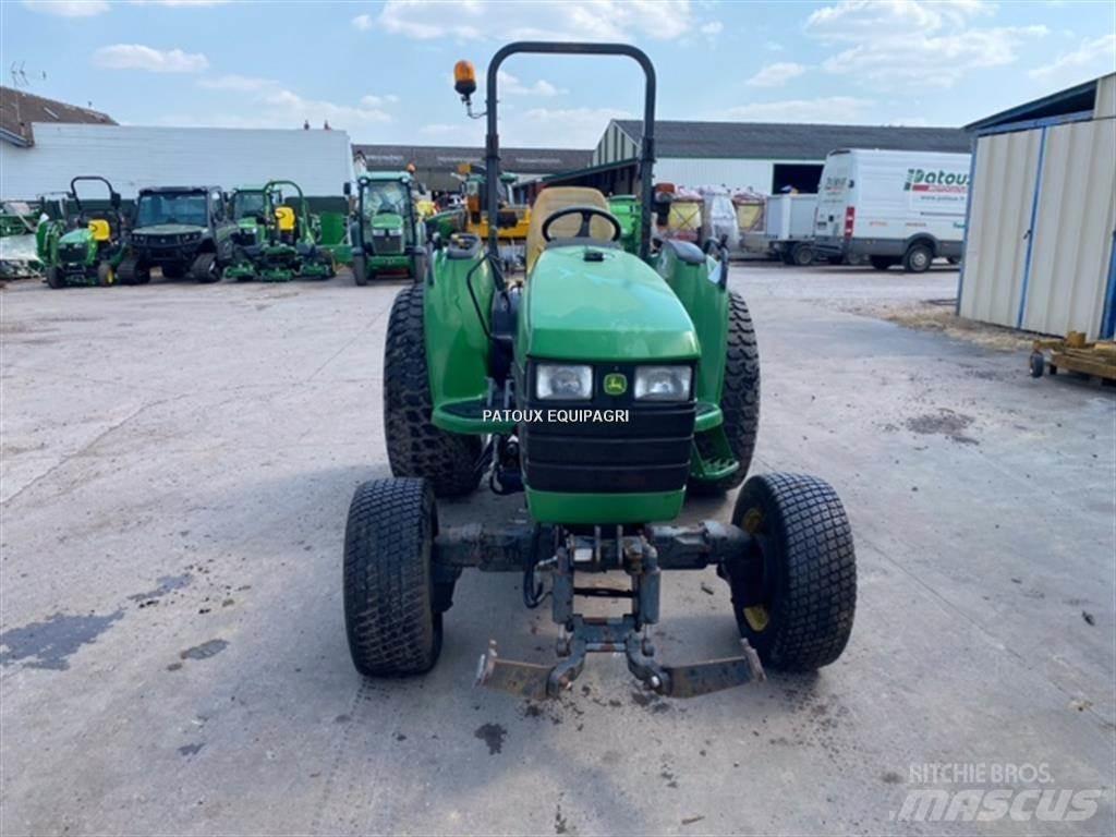 John Deere 4710 曳引機