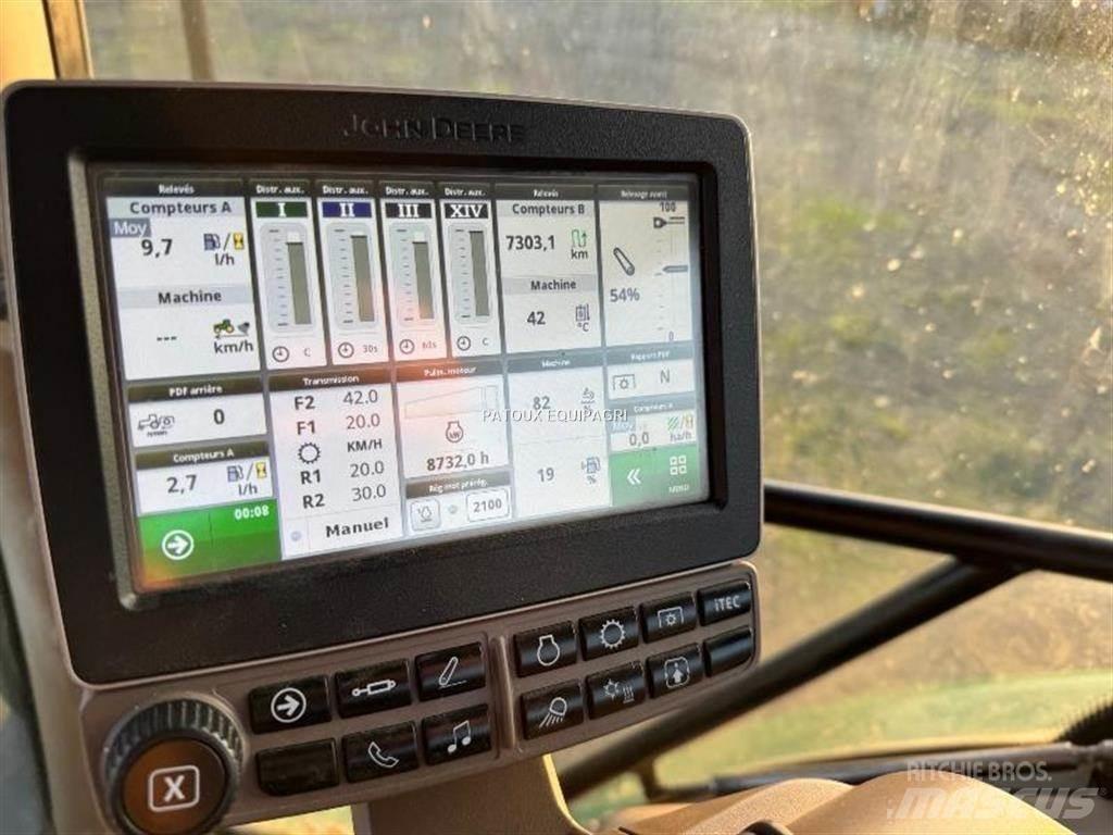 John Deere 6155R 曳引機