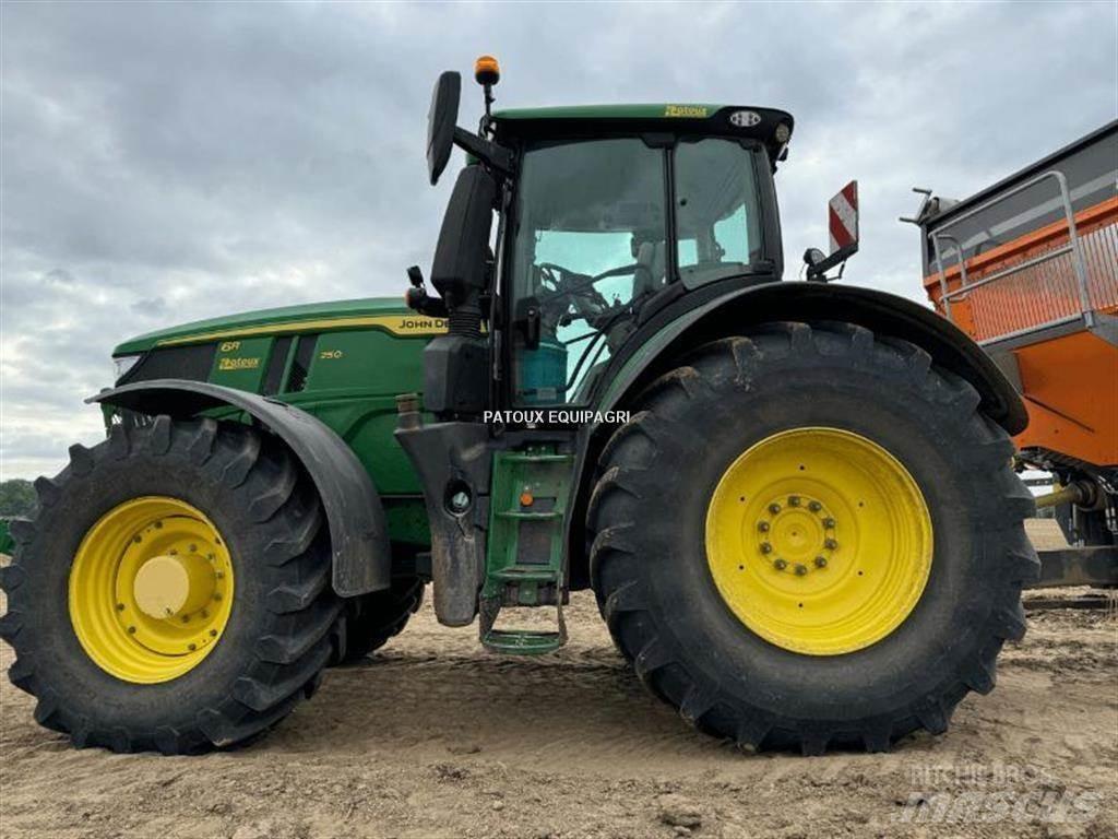 John Deere 6R250 曳引機