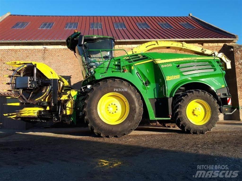 John Deere 8400 牧草收穫機