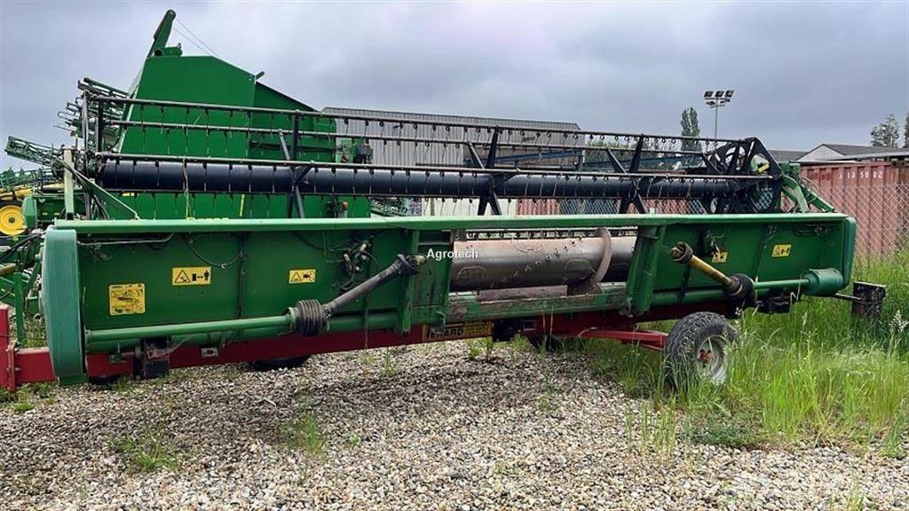 John Deere CTS 聯合收穫機