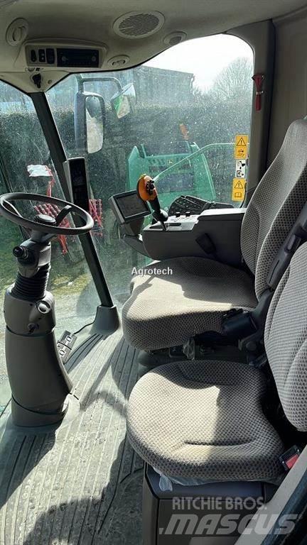 John Deere S670 聯合收穫機