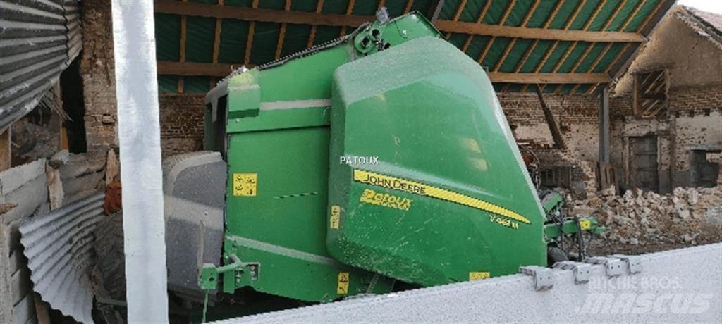 John Deere V461M 圓型牧草打包機