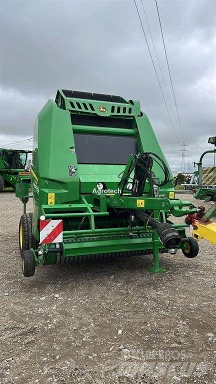 John Deere V461M 圓型牧草打包機