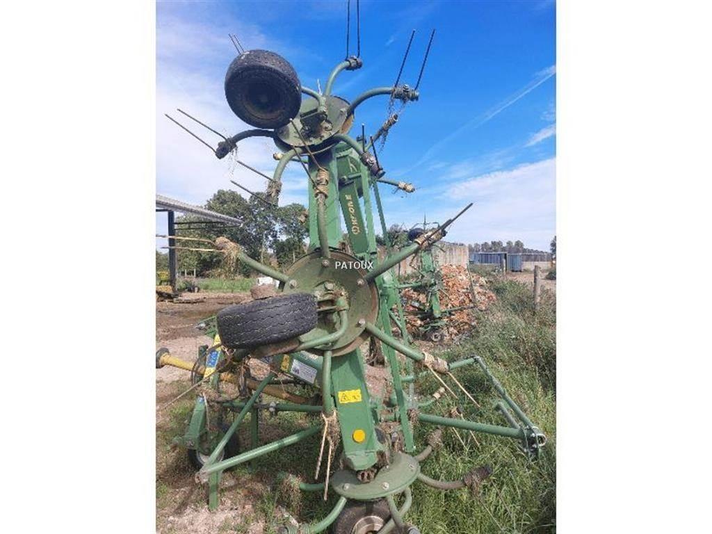 Krone KW6.72 耙與翻草機