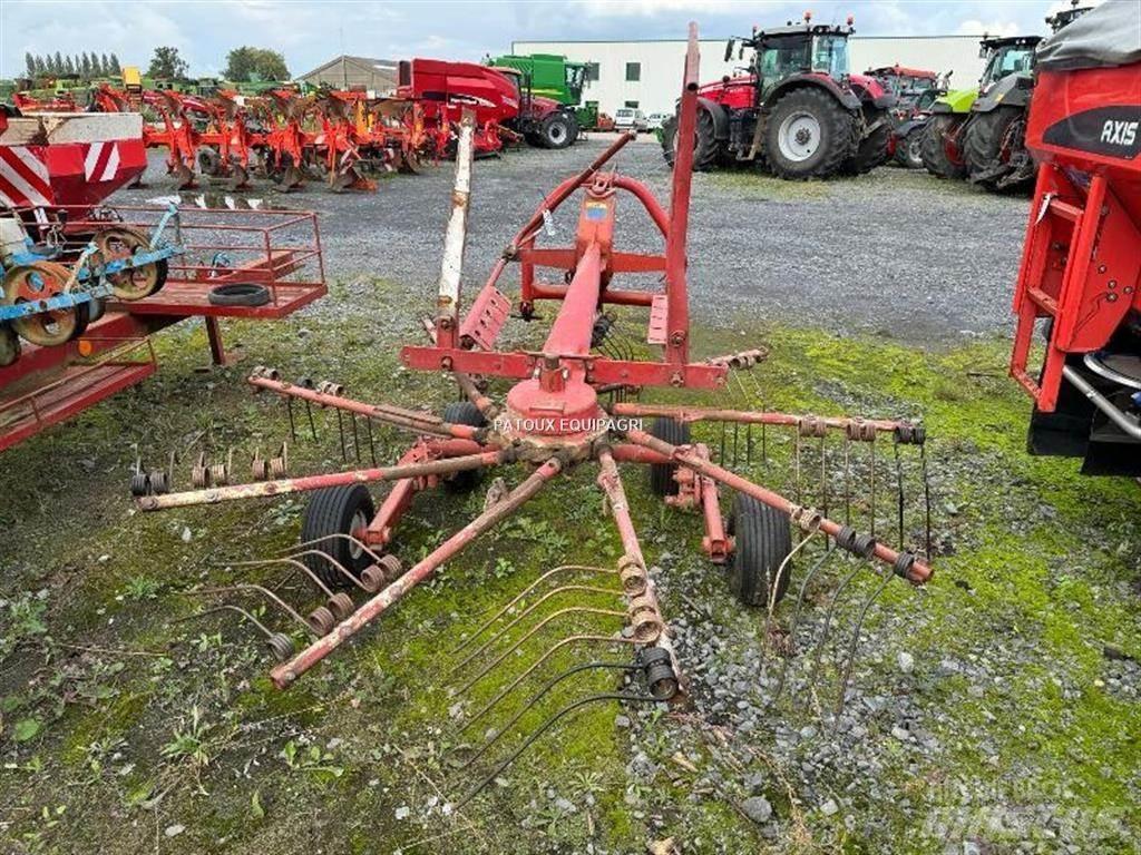 Kuhn GA300 耙與翻草機