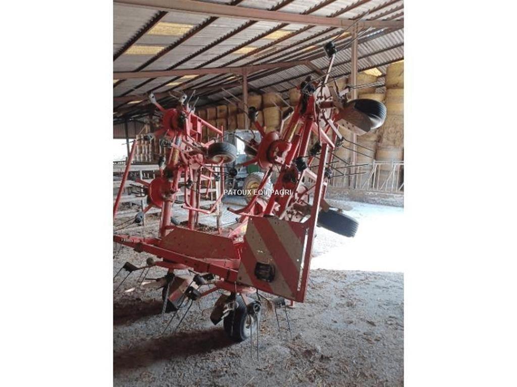 Kuhn GF7601MH 耙與翻草機