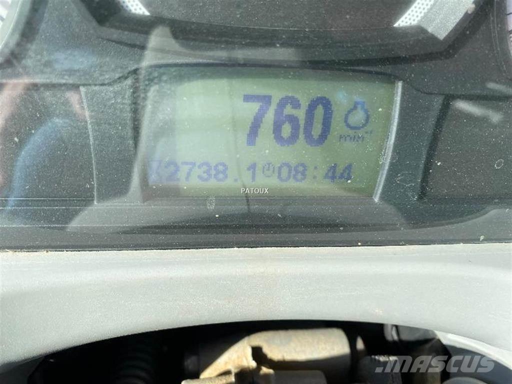 Valtra T194 VERSU 曳引機