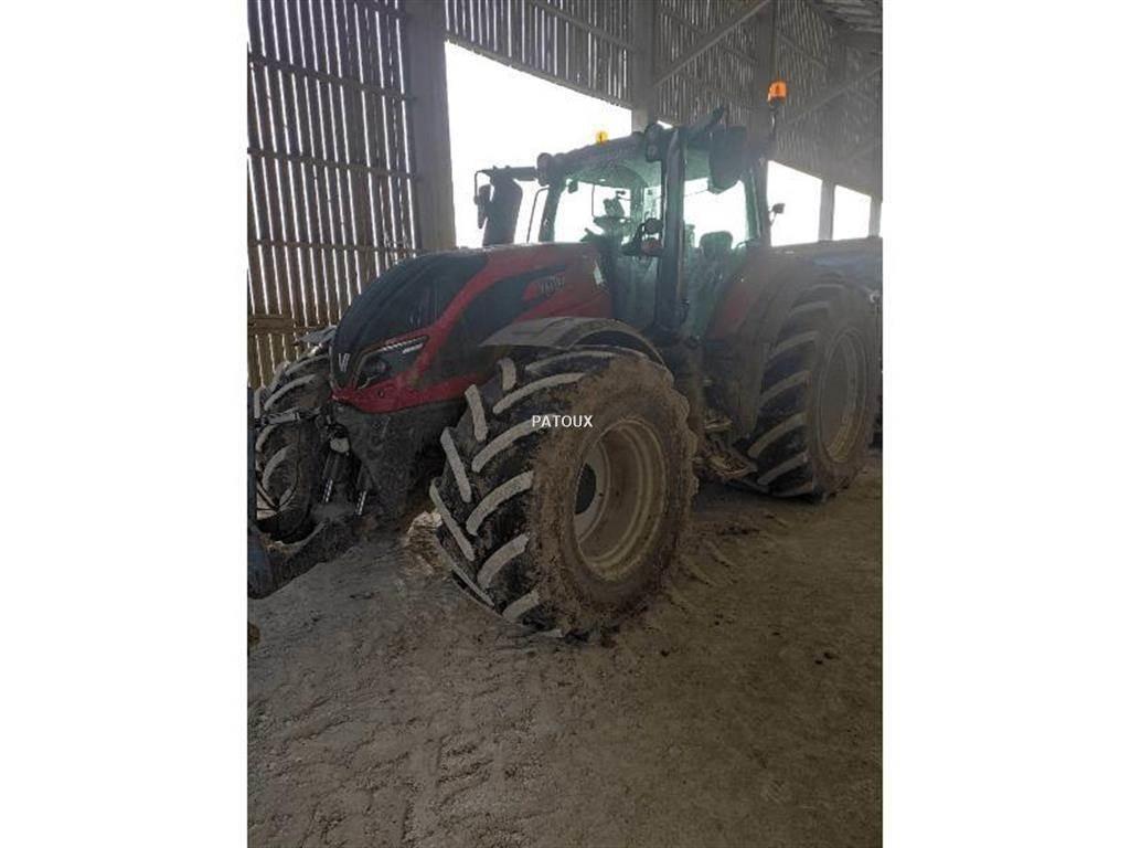 Valtra T214 DIRECT 曳引機