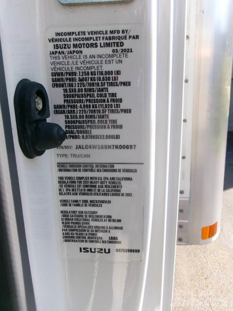 Isuzu FVR 貨箱式卡車