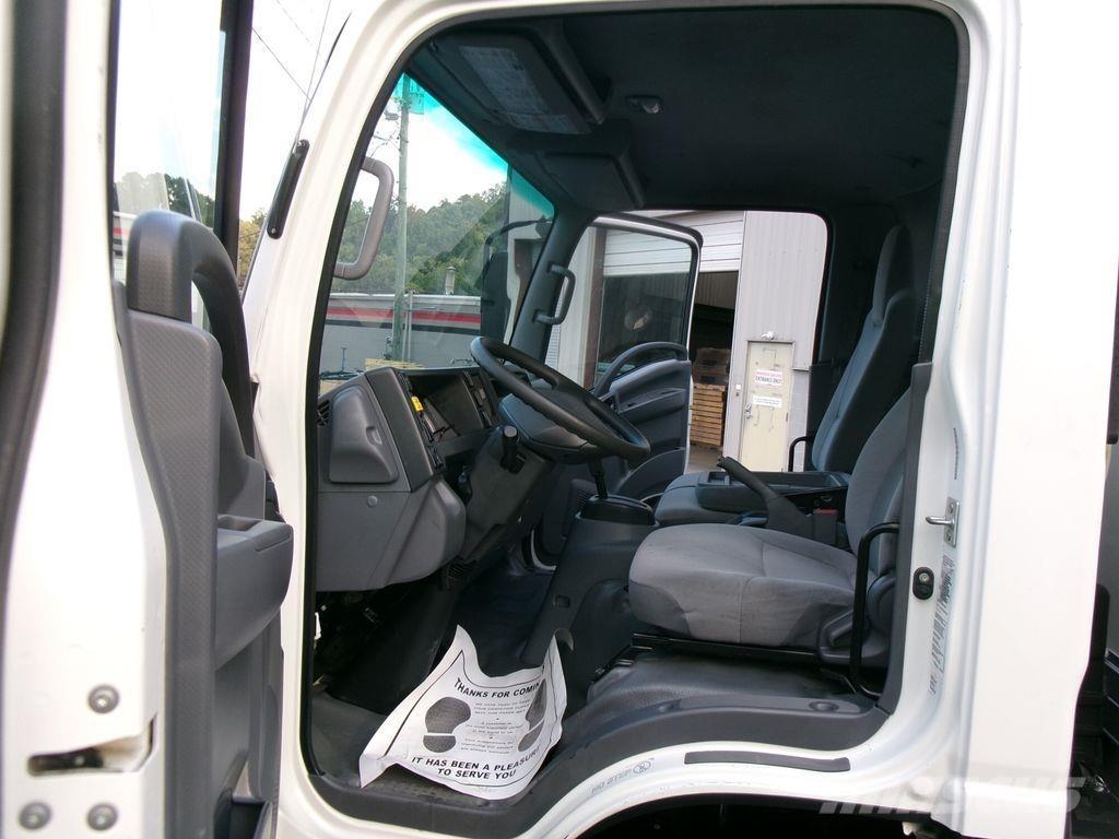 Isuzu NPRHD 貨箱式卡車
