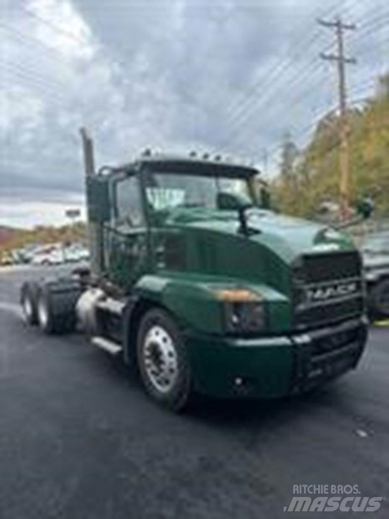 Mack AN64T 曳引機組件