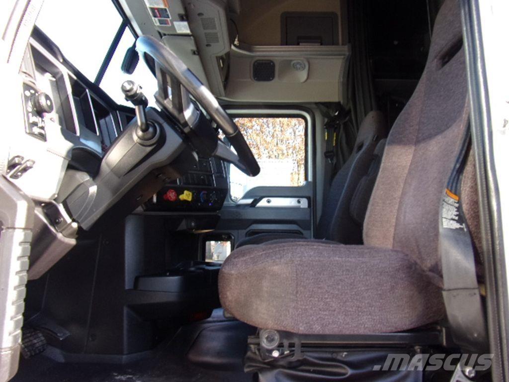 Mack AN64T 曳引機組件