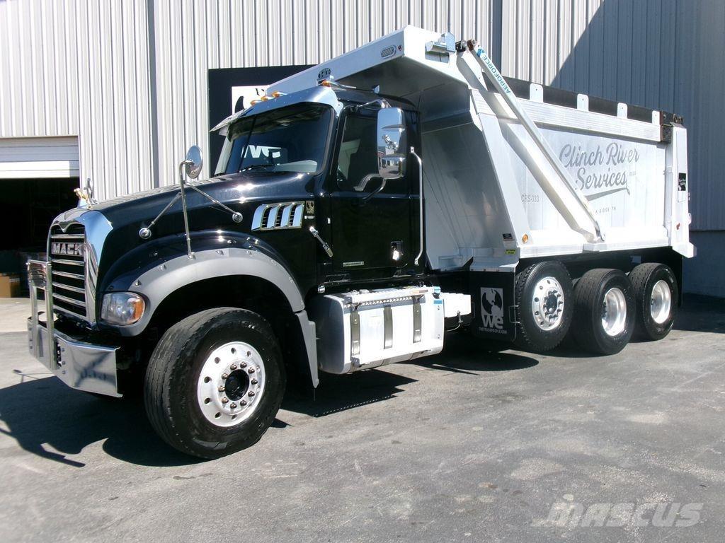 Mack GR64F 傾卸式卡車
