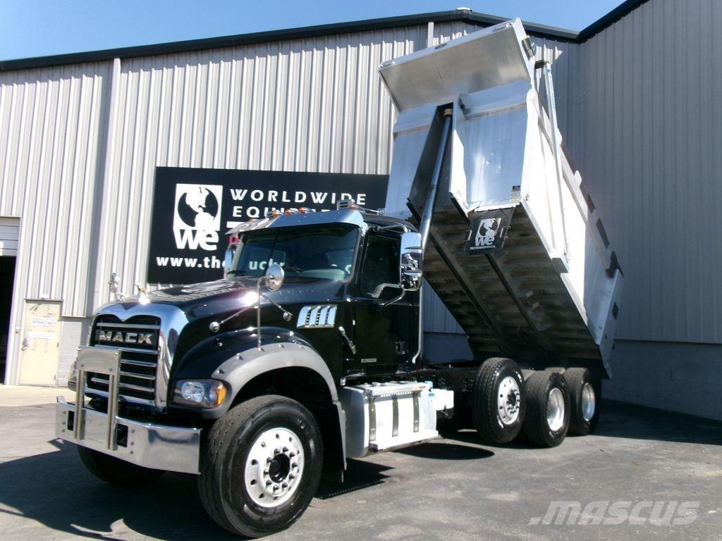 Mack GR64F 傾卸式卡車