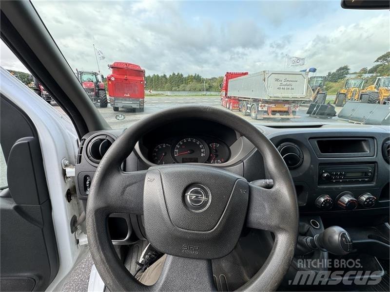 Opel Movano 平板式/側卸式卡車