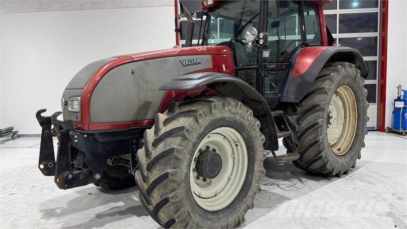 Valtra T190 曳引機