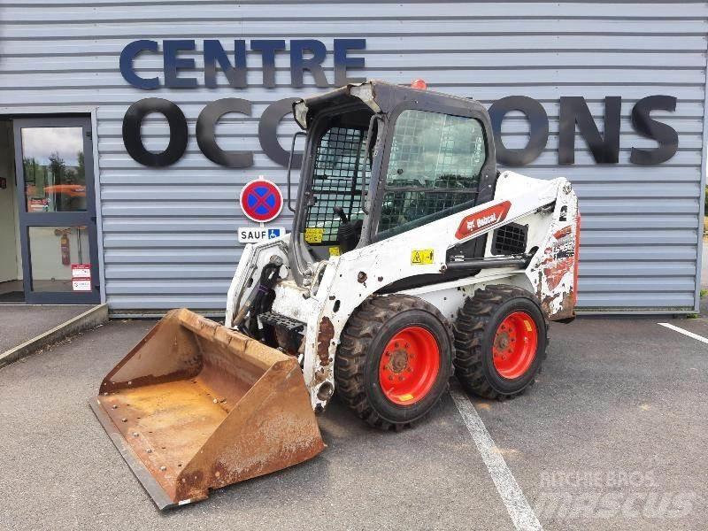 Bobcat S450 滑移轉向裝載機