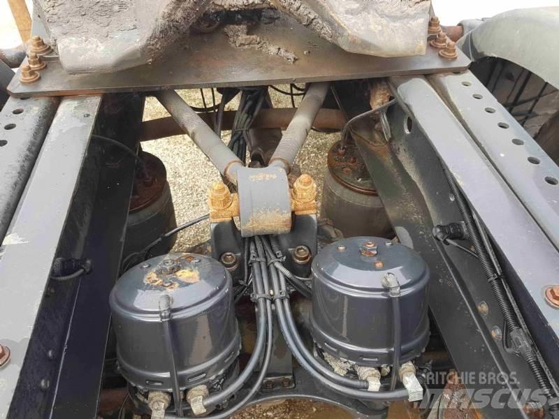 MAN 09 TGS 18.400 4X4 曳引機組件
